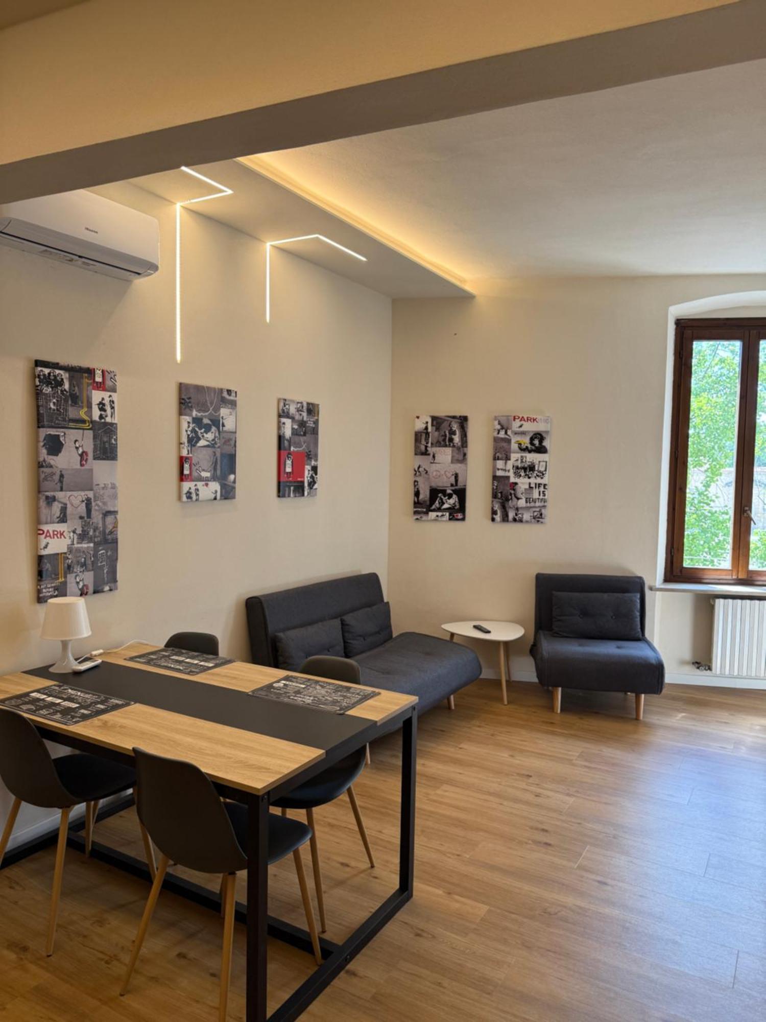 Vittoria Sull'Adige Apartment - Verona — Photos 2